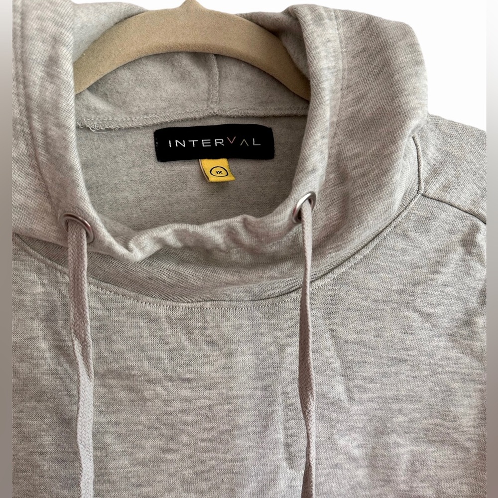 NWT Cozy Cowl Hoodie with Tulip Hem in Light Heather Gray